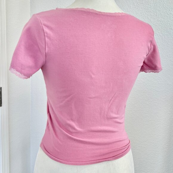 Hollister Must-Have Collection Dusty Pink Lace Trim Baby Tee - Size Small - Picture 5 of 8